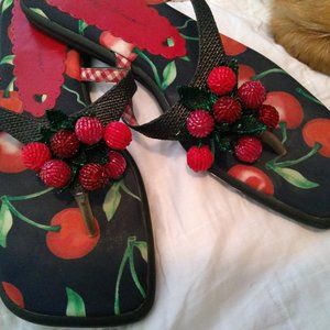 Beverly Feldman sandals thongs beaded cherries 9W